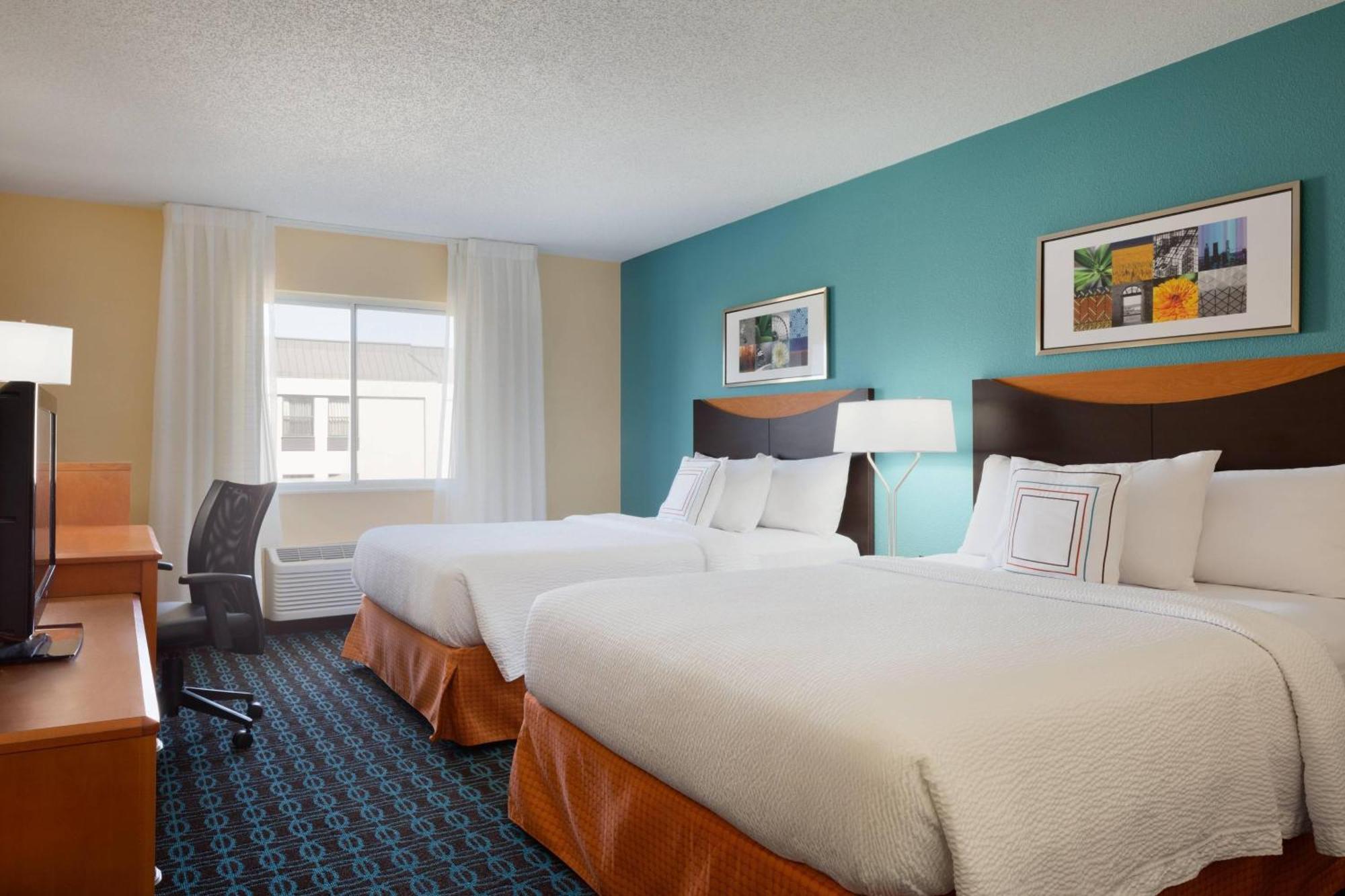 Fairfield Inn & Suites Youngstown Boardman Poland Exterior photo
