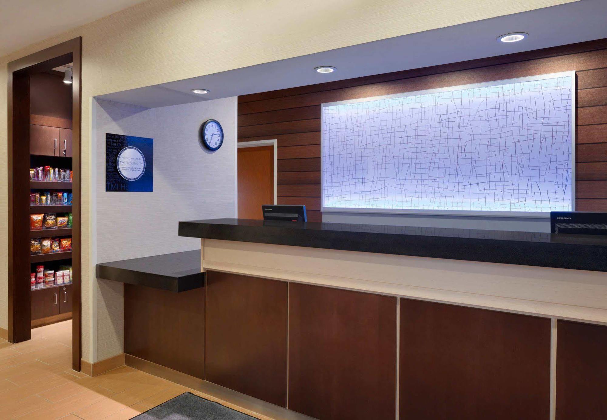 Fairfield Inn & Suites Youngstown Boardman Poland Exterior photo